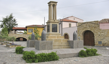 Monumento Caduti Turri